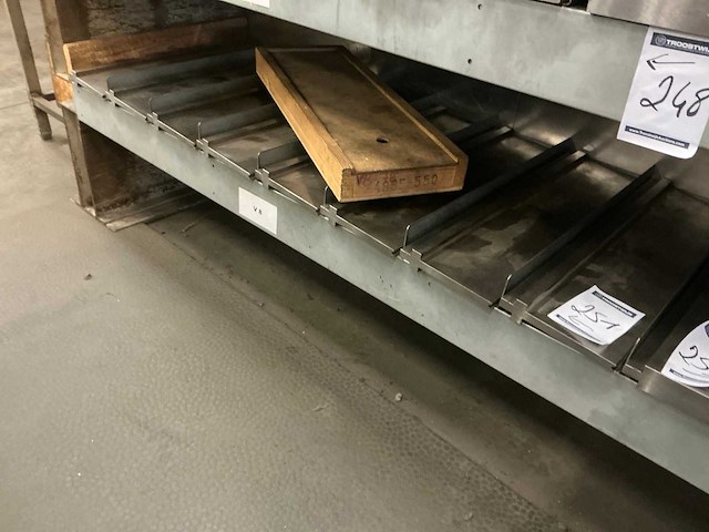 Lvd v8 partij matrijsbuigen - afbeelding 1 van  3