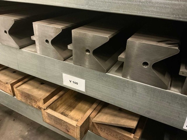 Lvd v80 en v100 partij buigmatrijzen - afbeelding 3 van  4