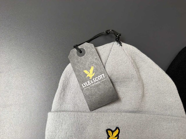 Lyle & scott muts (2x) - afbeelding 1 van  1