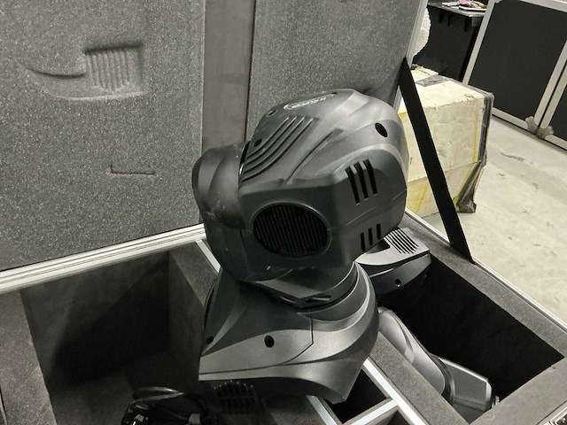 Lynx ii moving head (2x) - afbeelding 1 van  4