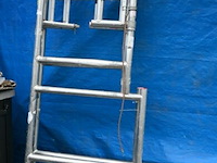 Lyte podiumsteiger - afbeelding 1 van  3