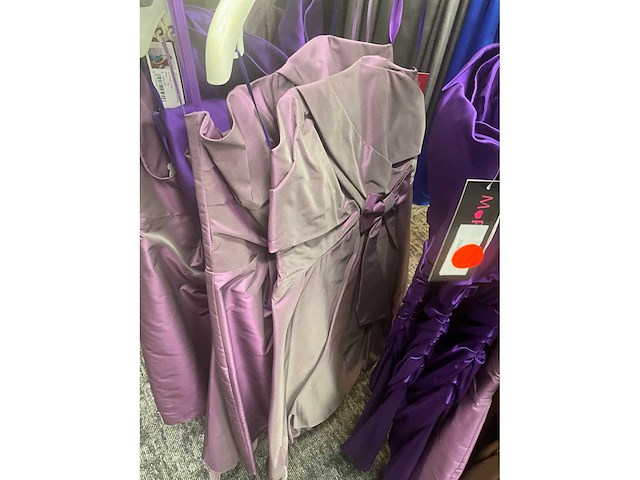 M parisienne diverse cocktailjurken (106x) - afbeelding 15 van  41