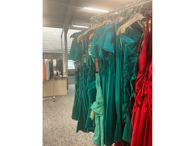 M parisienne diverse cocktailjurken (106x) - afbeelding 26 van  41