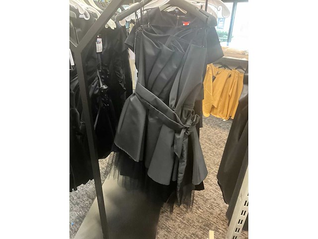M parisienne diverse cocktailjurken (76x) - afbeelding 9 van  38