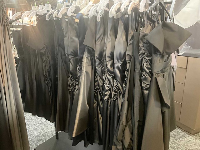 M parisienne diverse cocktailjurken (76x) - afbeelding 10 van  38