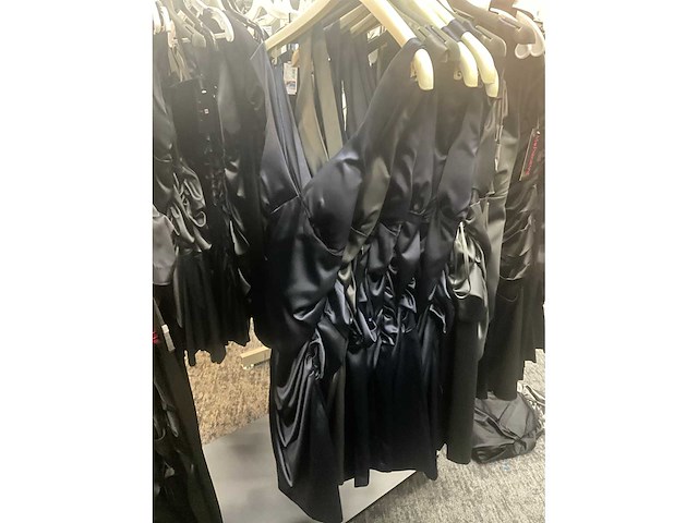 M parisienne diverse cocktailjurken (76x) - afbeelding 18 van  38