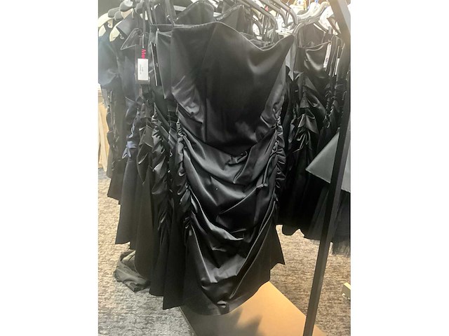 M parisienne diverse cocktailjurken (76x) - afbeelding 21 van  38