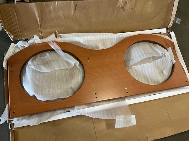 M2 top 142pe houten wastafelbovenblad (15x) - afbeelding 1 van  4