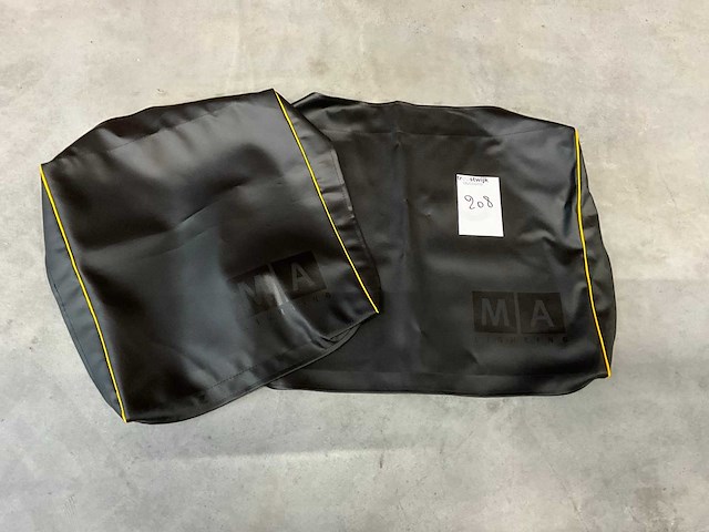 Ma lightning on pc beschermhoes (2x) - afbeelding 1 van  1