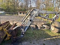 Maaier f4 laadarm - afbeelding 1 van  8