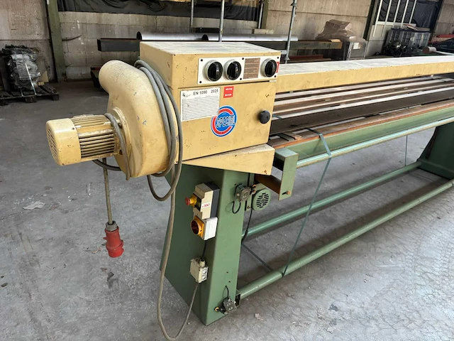 Mabo special langbandschuurmachine - werkbreedte 2700mm - afbeelding 3 van  8