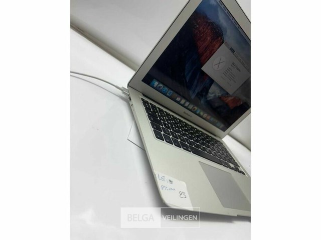 Macbook air 13 inch intel core i5 / 4gb /120gb ssd + oplader - afbeelding 4 van  6
