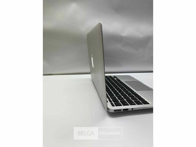 Macbook air 13 inch intel core i5 / 4gb /120gb ssd + oplader - afbeelding 3 van  6