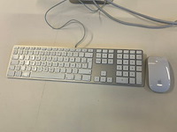 Macbook air, scherm en toebehoren - afbeelding 5 van  8