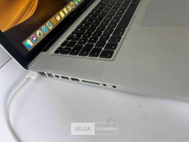 Macbook pro 13 inch intel core 2 duo / 4gb /120gb ssd + oplader - afbeelding 5 van  8