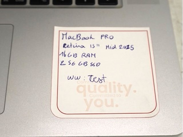 Macbook pro (15inch) - afbeelding 3 van  5