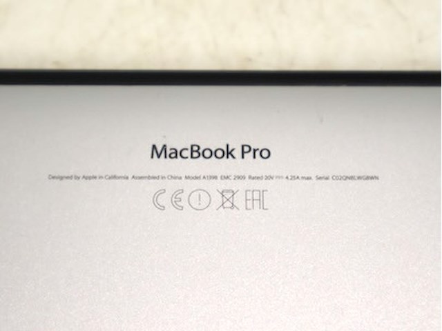 Macbook pro (15inch) - afbeelding 4 van  5