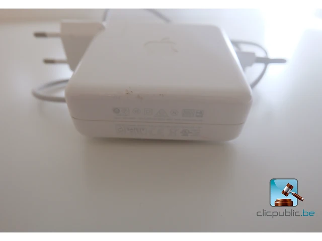 Macbook pro laptop - afbeelding 2 van  11