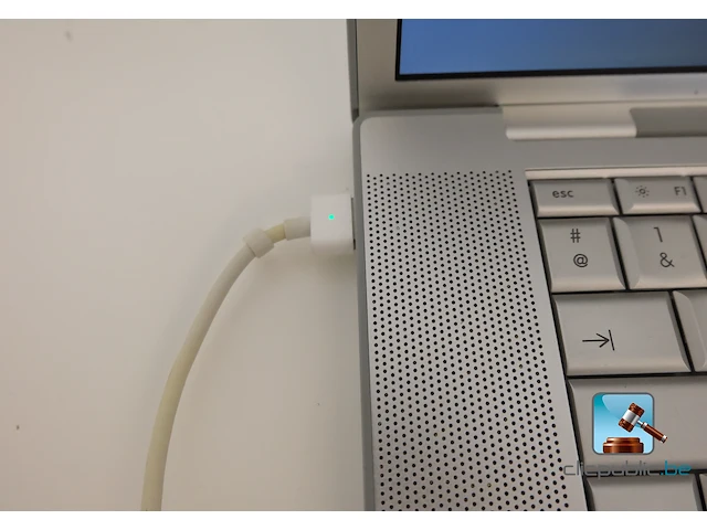 Macbook pro laptop - afbeelding 6 van  11