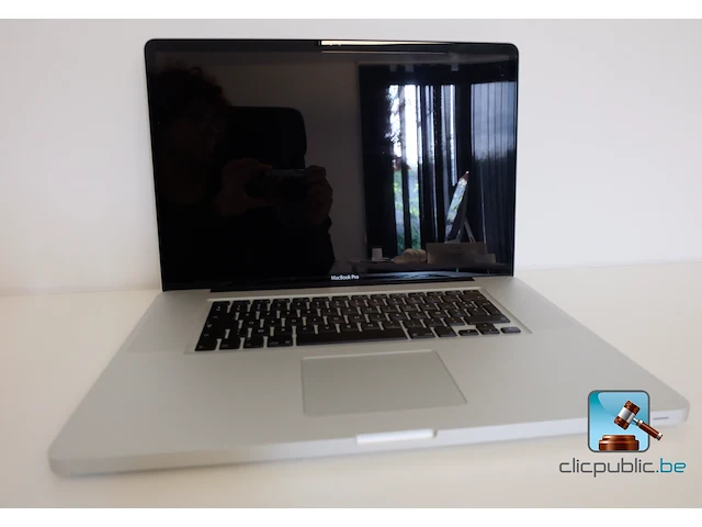 Macbook pro laptop - afbeelding 1 van  13