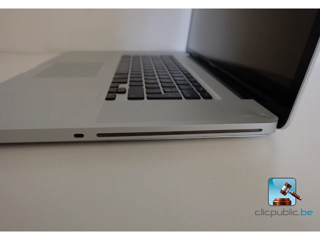 Macbook pro laptop - afbeelding 12 van  13