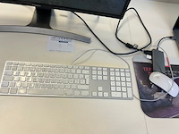 Macbook pro, monitor en toebehoren - afbeelding 5 van  8