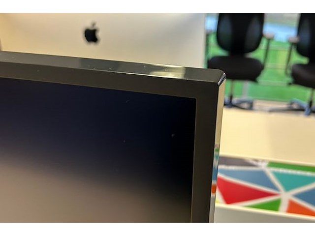 Macbook pro, monitor en toebehoren - afbeelding 3 van  8