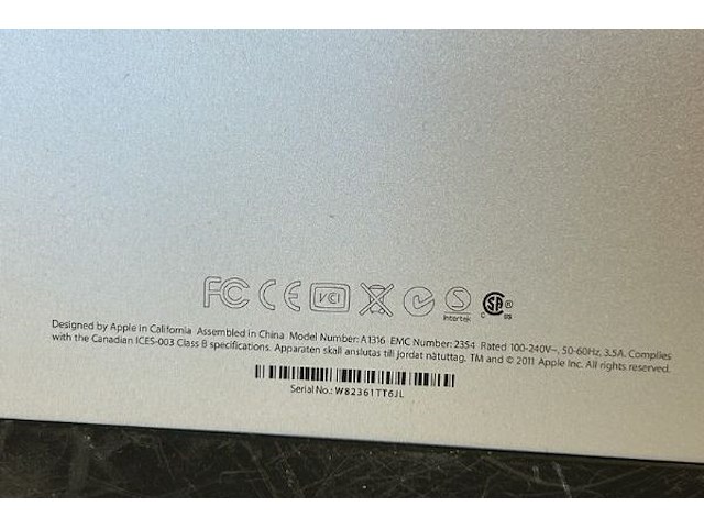 Macbook pro, scherm en toebehoren - afbeelding 4 van  8