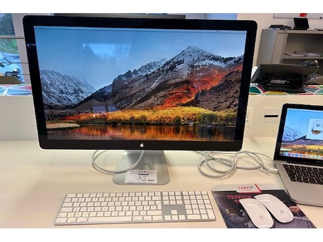 Macbook pro, scherm en toebehoren - afbeelding 2 van  6