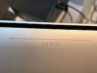Macbook pro - afbeelding 4 van  4