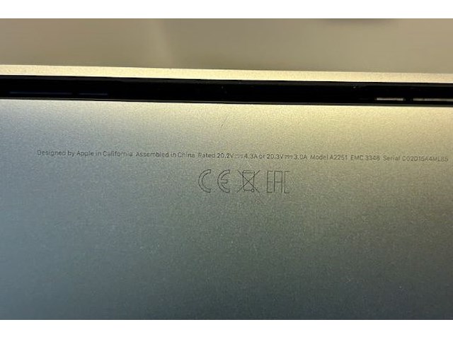 Macbook pro - afbeelding 4 van  4