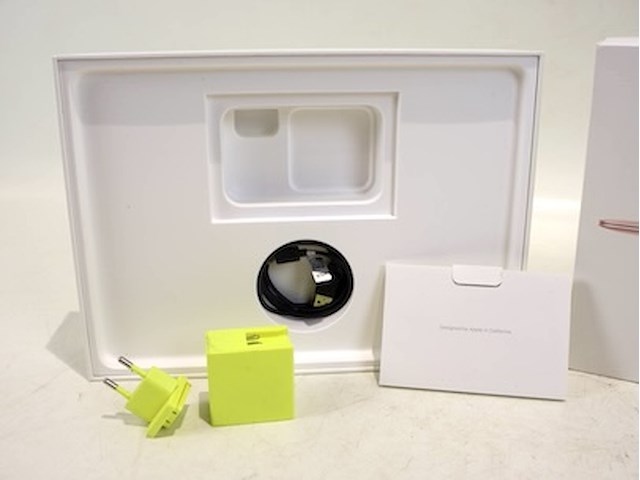 Macbook retina 10,1 (12inch) - afbeelding 5 van  7