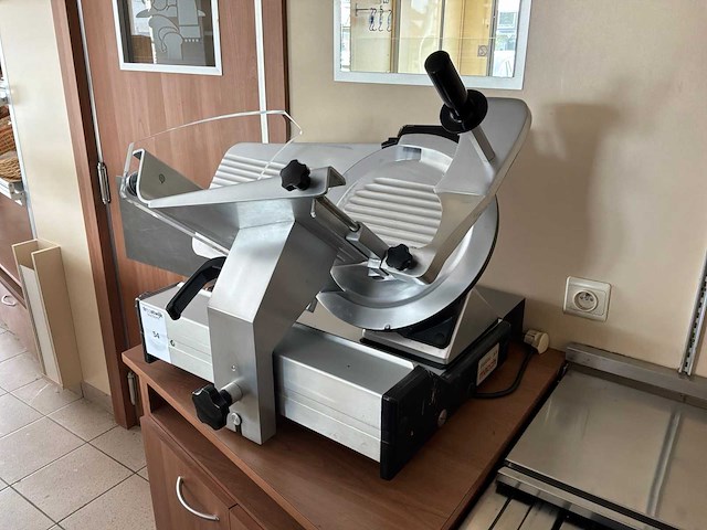 Macchi tafelsnijmachine - afbeelding 2 van  5