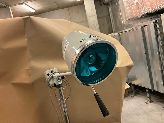 Mach praxila onderzoekslamp - afbeelding 4 van  6