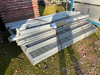 Machine hekwerk - afbeelding 1 van  3