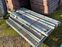 Machine hekwerk - afbeelding 3 van  3