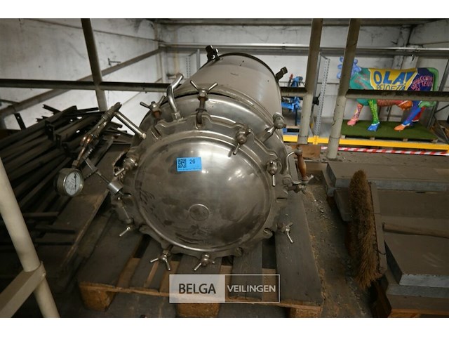 Machine om medische materialen te steriliseren - afbeelding 3 van  6