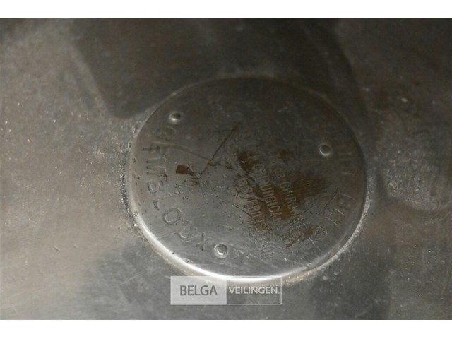 Machine om medische materialen te steriliseren - afbeelding 5 van  6