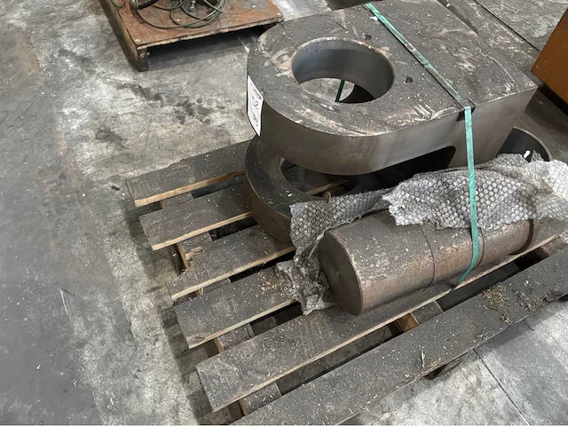 Machine onderdelen en vloeistofpomp - afbeelding 1 van  3