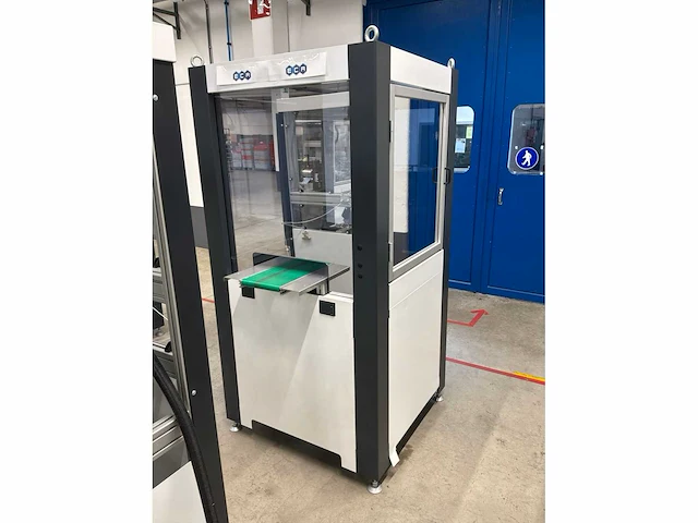 Machine voor assemblage mondmaskers - afbeelding 9 van  14