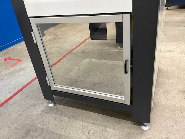 Machine voor assemblage mondmaskers - afbeelding 11 van  14