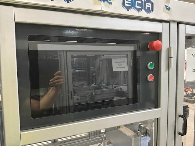Machine voor assemblage mondmaskers - afbeelding 20 van  26