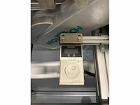 Machine voor assemblage mondmaskers - afbeelding 13 van  13