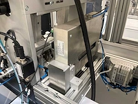 Machine voor assemblage mondmaskers - afbeelding 8 van  27