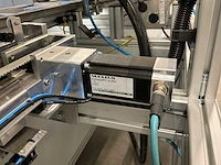 Machine voor assemblage mondmaskers - afbeelding 8 van  27