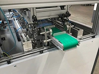 Machine voor assemblage mondmaskers - afbeelding 20 van  27