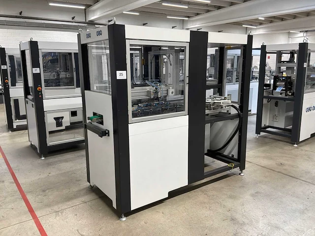 Machine voor assemblage mondmaskers - afbeelding 20 van  20