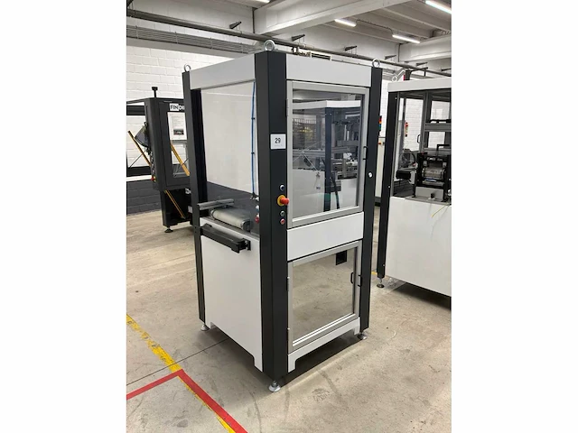 Machine voor assemblage mondmaskers - afbeelding 6 van  13
