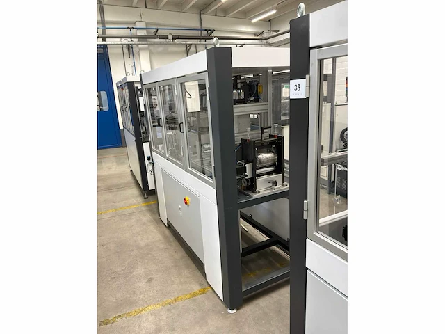 Machine voor assemblage mondmaskers - afbeelding 21 van  29