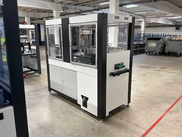 Machine voor assemblage mondmaskers - afbeelding 15 van  20